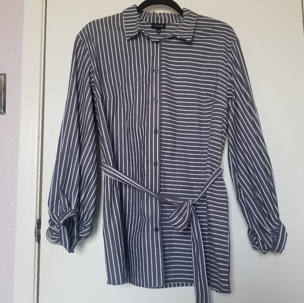 Who What Wear button down blouse